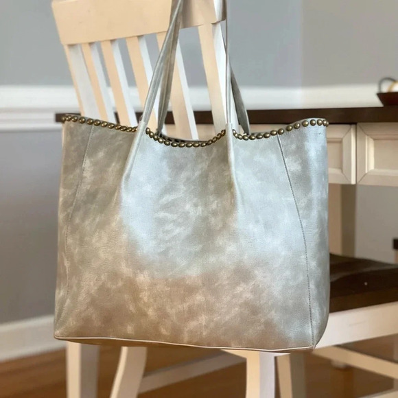 B-low the the belt studded tore bag - Picture 4 of 12